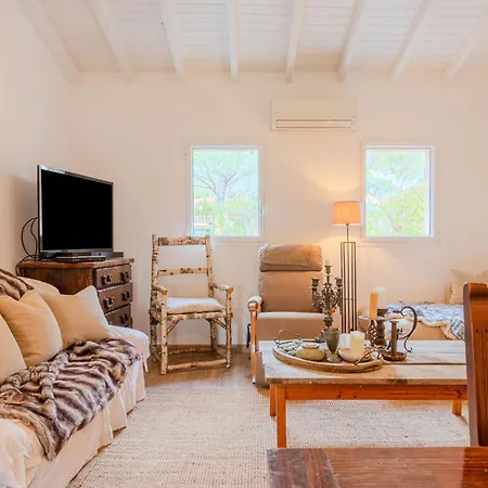 Holiday home Maison Au Calme Wifi Belle Terrasse